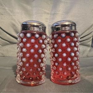 Vintage Fenton Art Cranberry Purple
Hobnail Opalescent Pepper and Salt Shaker